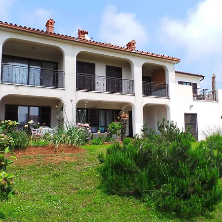 In - Istrien 38152 Апартаменты *